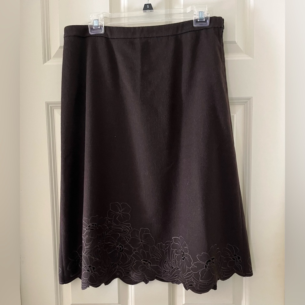Ann Taylor Wool A-Line Brown skirt lazer cut floral pattern at hem boho size 10